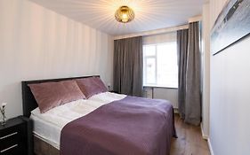 Lundur Apartments - Down Town